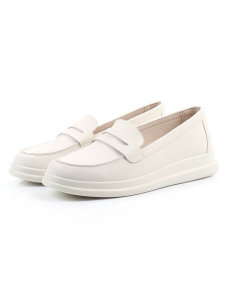 03-M37-11 MILK Лоферы женские (натуральная кожа)