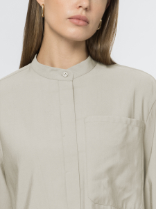 Укороченная блуза с длинным рукавом