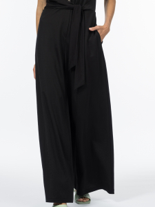 Комбинезон с асимметричным поясом