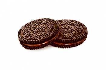 Печенье–сэндвич с шоколадно-ореховым вкусом (коробка 4 кг)