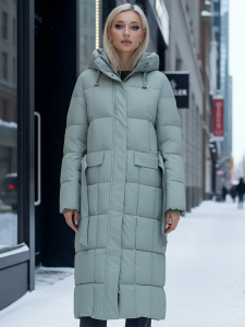 Пальто утепленное стеганное зимнее с капюшоном женское зеленого цвета 9609Z