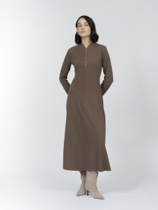 Трикотажное платье с застежкой-молнией