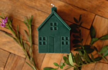 NEW! Свеча Домик 