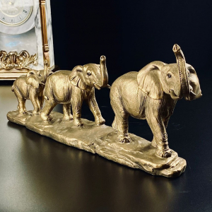 404-001 Статуэтка 