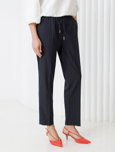 Брюки с поясом на резинке из премиальной поливискозы с эластаном