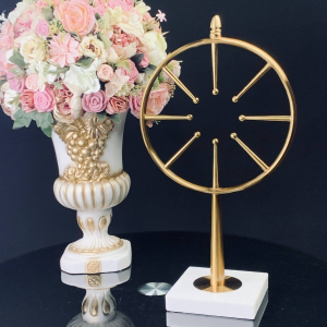 299-182 Статуэтка 