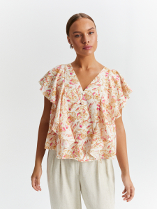 Блуза с ярким принтом