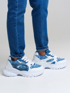 Кроссовки для девочки