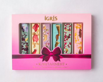 КОМПЛИМЕНТ.Белый шоколад с сублимированными фруктами и орехами (PINK) 215 грамм