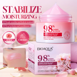 Увлажняющий и восстанавливыающий крем для лица с сакурой BIOAOUA Cherry Blossom Yeast Revitalizing Cream, 60 гр