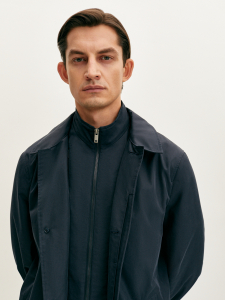 Плащ с комбинированным воротником