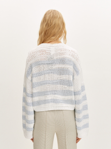 Джемпер с ассиметричной полоской
