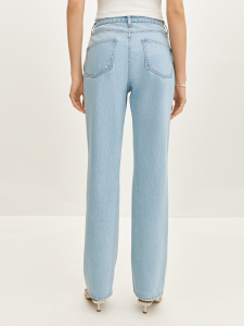 Прямые джинсы