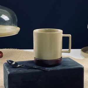 235-132 Кружка 380мл с крышкой/блюдцем TROPICAL в под.уп.(х36)Фарфор