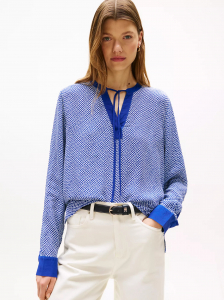 Cobblestone Print V-Neck Pullover