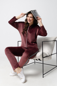 Костюм женский 