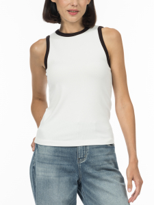 Базовый топ с контрастным кантом