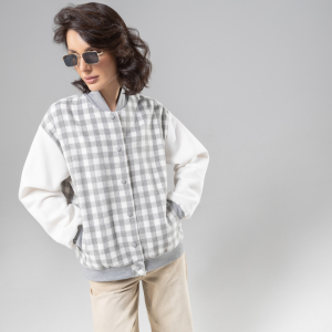 Бомбер свободного кроя, Движение вперед