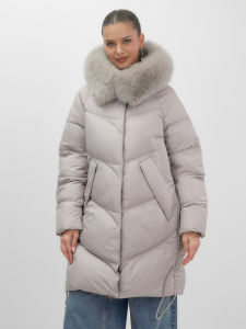 Пальто зимнее утепленное с мехом и капюшоном тренд светло-коричневого цвета 7745SK