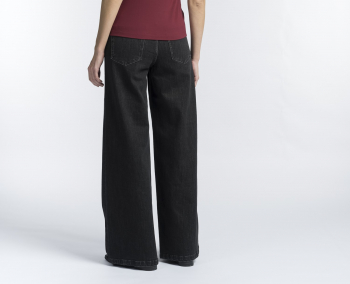 Темно-серые джинсы широкие