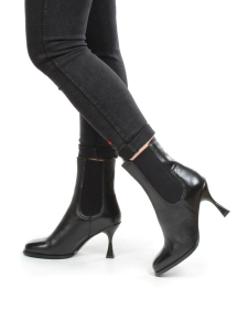 04-E29W-17A BLACK Ботильоны зимние женские (натуральная кожа, натуральный мех)