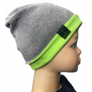 32/143-5 Шапка двухсторонняя трикотажная для мальчиков AJS