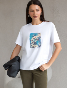 Свободная футболка с принтом из премиального хлопка с эластаном