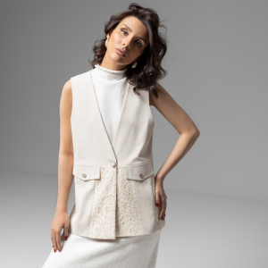 Жилет на подкладе с кружевом, Искусство переговоров (beige)