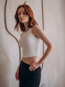 Белый женский топ-майка в рубчик Indefini (Арт. 5034TDJ)