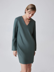 Платье мини с длинными рукавами