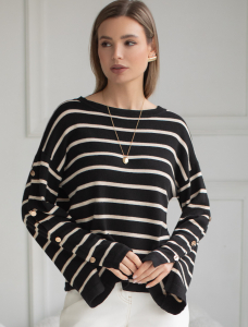 Джемпер тонкой вязки из хлопка и вискозы с золотистыми пуговицами