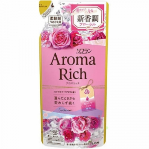 Lion Aroma Rich Catherine Кондиционер для белья с ароматом клубники, персика, розы и пиона, мягкая упаковка, 400 мл