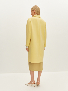 Прямое пальто