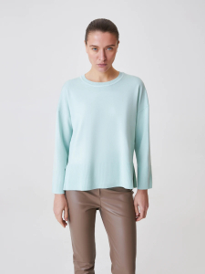 Трикотажный джемпер с разрезами