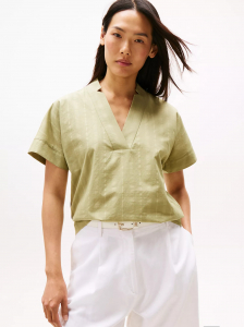 Textured V-Neck Pullover Top