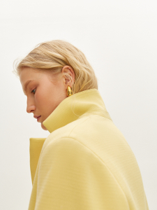 Прямое пальто