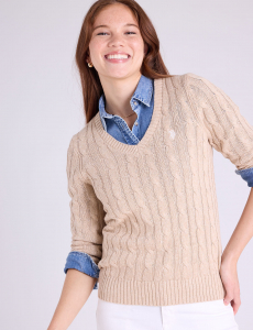 SOFT CABLE V-NECK SWEATER