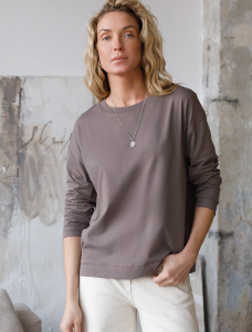 Базовый лонгслив из премиального хлопка с эластаном