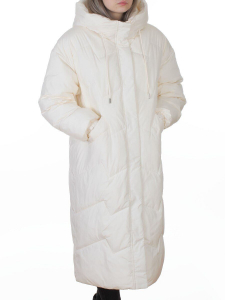 8883 MILK WHITE Пальто зимнее женское (150 гр. холлофайбер)