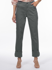 Джинсы из цветного денима