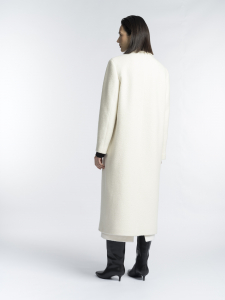 Классическое пальто из шерстяной буклированной ткани