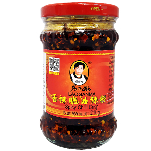 Соус острый с хрустящим перцем чили Spicy Chilli Crips, 210 г