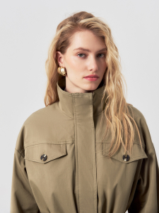 Плащ прямого силуэта из премиальной плащевой ткани