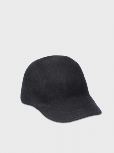 Кепи из шерсти