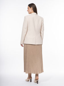 Однобортный пиджак полуприлегающего кроя