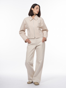 Куртка-ветровка из плотной хлопковой ткани