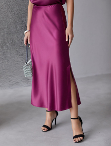 Юбка миди с разрезом из струящегося плотного сатина