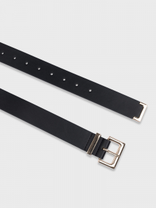 Ремень с графичной пряжкой