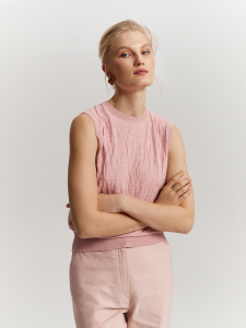 Топ с фактурным рисунком