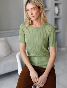 Джемпер тонкой вязки из вискозы с нейлоном